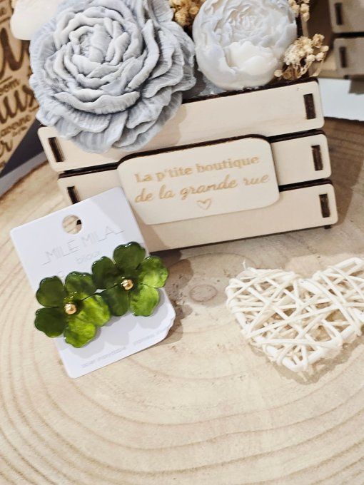 BOUCLES D'OREILLES