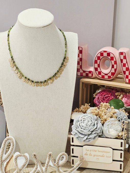 COLLIER
