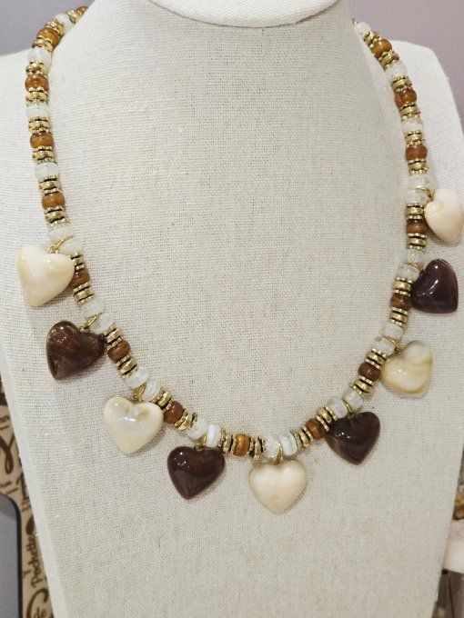 COLLIER