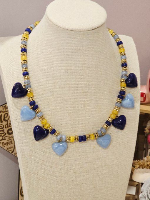 COLLIER