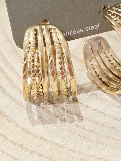 BOUCLES D'OREILLES