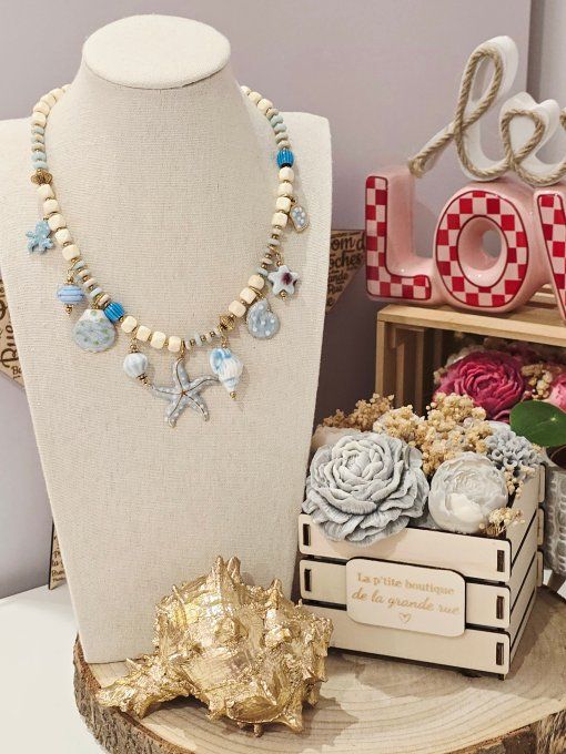 COLLIER