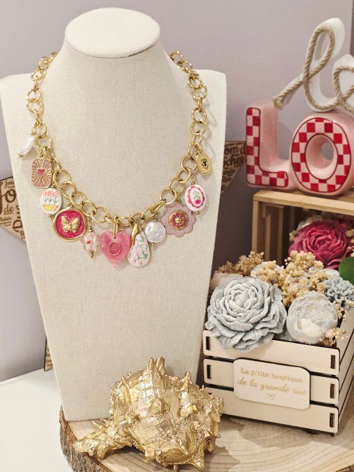 COLLIER