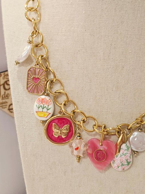 COLLIER
