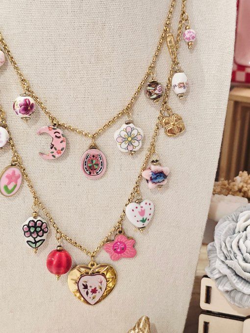 COLLIER