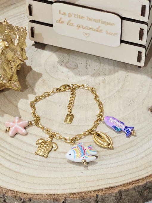 BRACELET