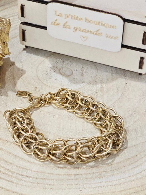 BRACELET