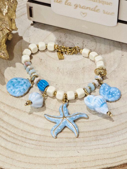 BRACELET