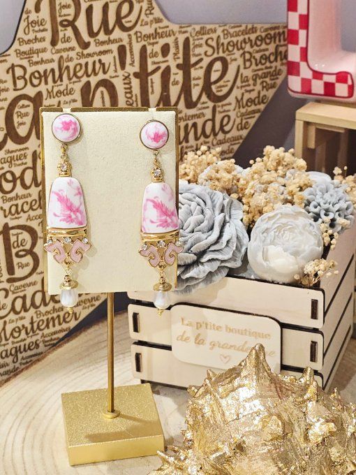 BOUCLES D'OREILLES
