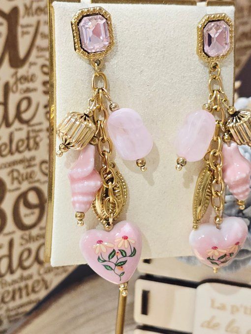 BOUCLES D'OREILLES