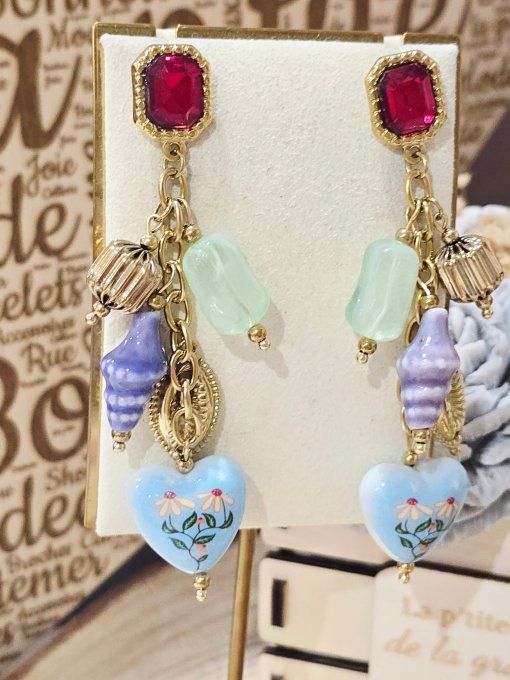 BOUCLES D'OREILLES