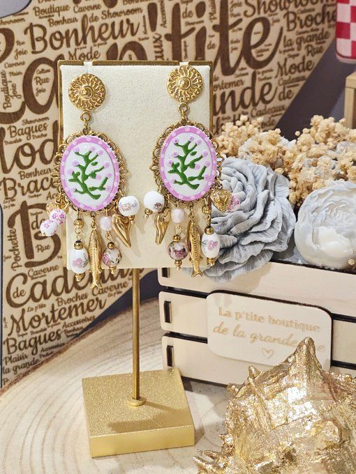 BOUCLES D'OREILLES