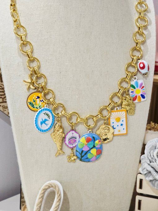 COLLIER