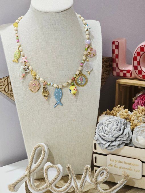 COLLIER