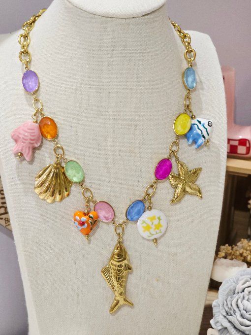 COLLIER
