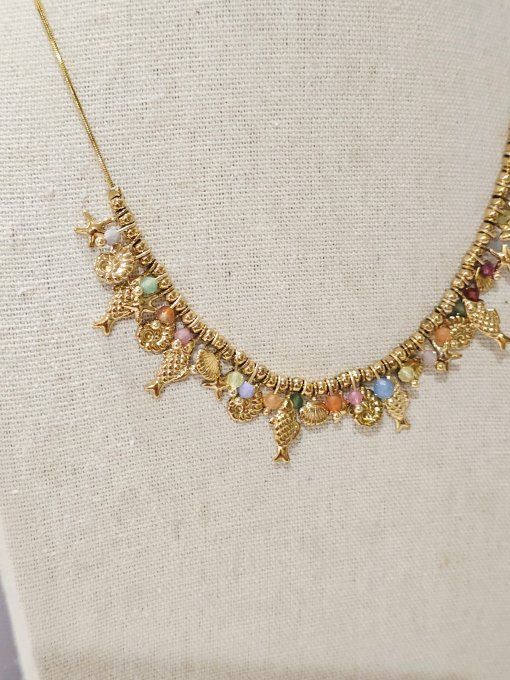 COLLIER