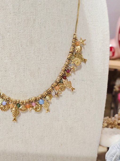 COLLIER