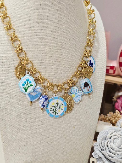 COLLIER