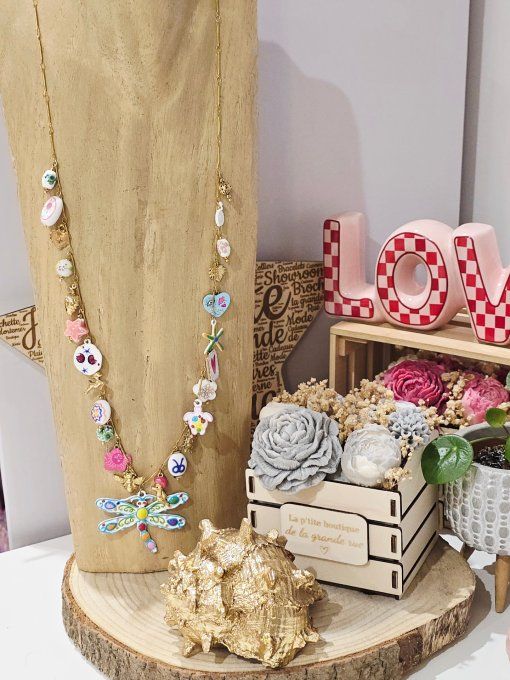 COLLIER