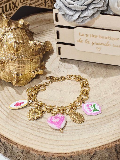 BRACELET