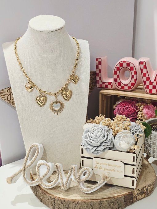 COLLIER