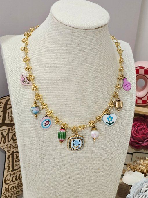 COLLIER