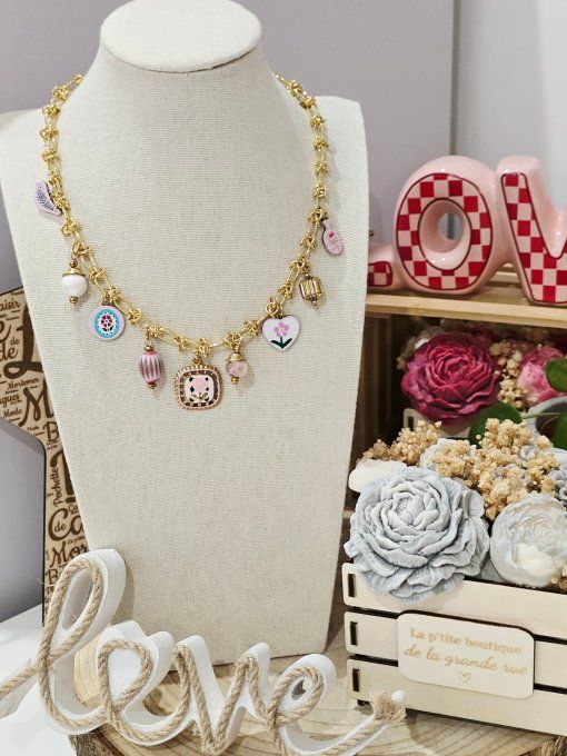 COLLIER
