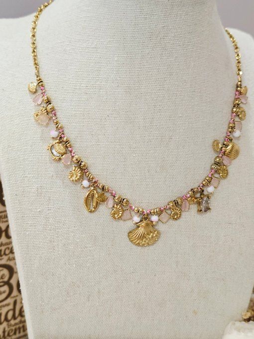 COLLIER