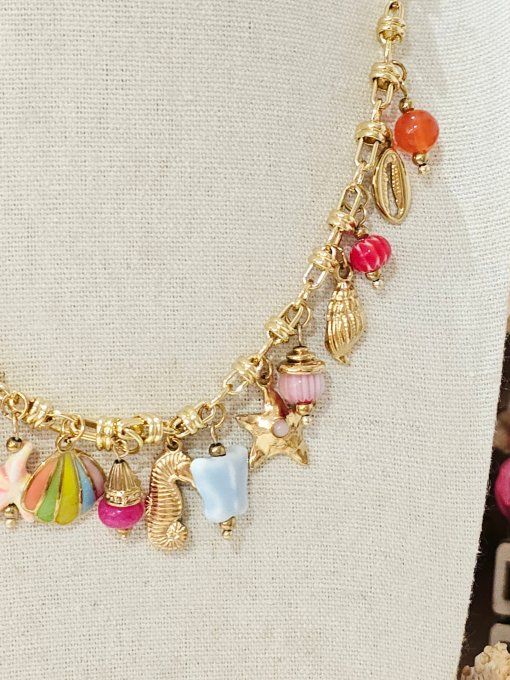 COLLIER