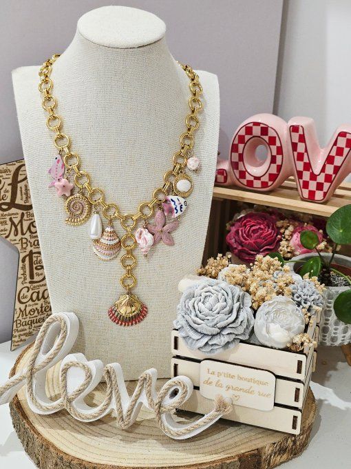 COLLIER