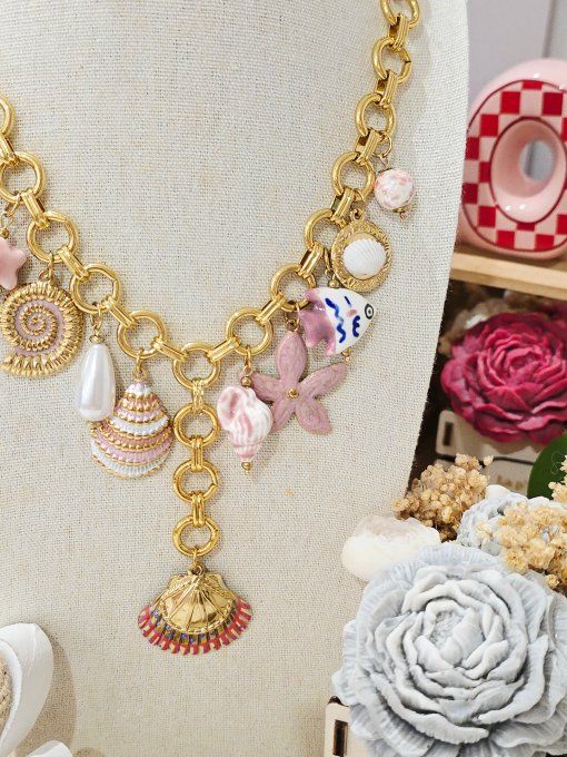 COLLIER