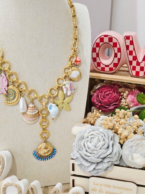 COLLIER