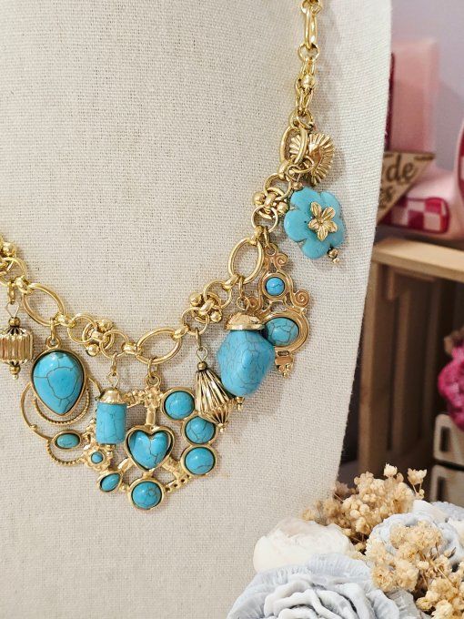 COLLIER