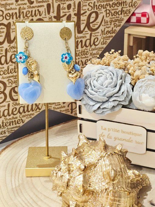 BOUCLES D'OREILLES