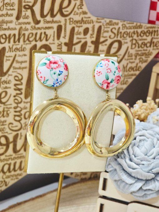 BOUCLES D'OREILLES