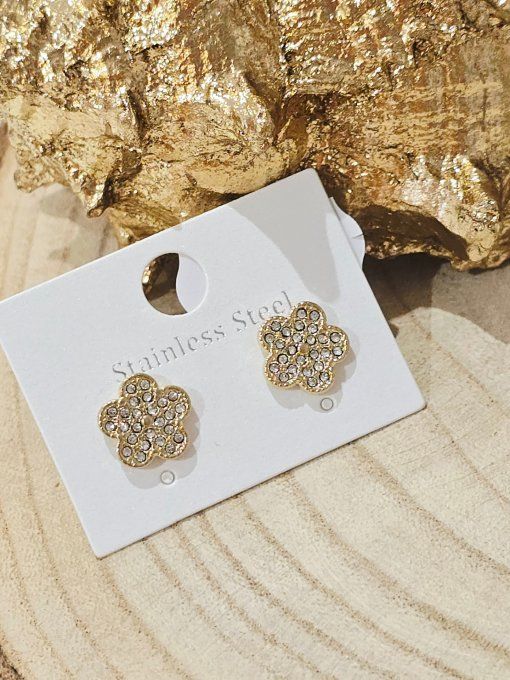 BOUCLES D'OREILLES