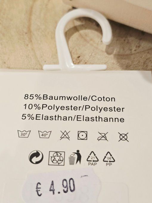CHAUSSETTES