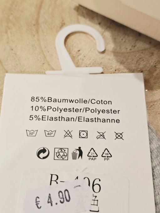 CHAUSSETTES