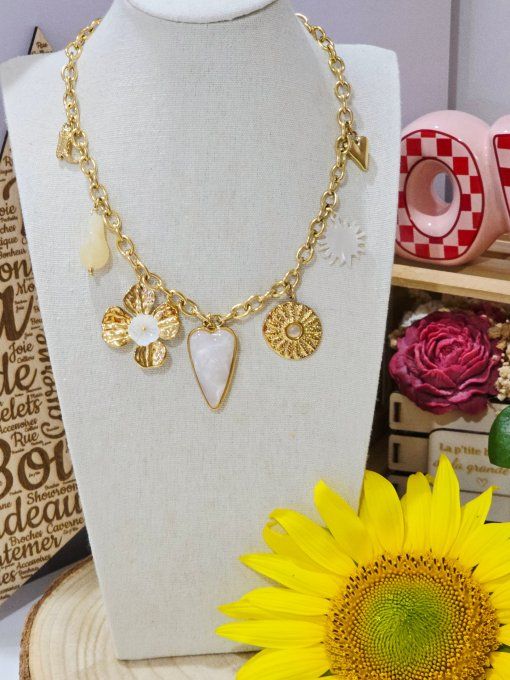 COLLIER