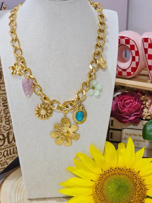 COLLIER