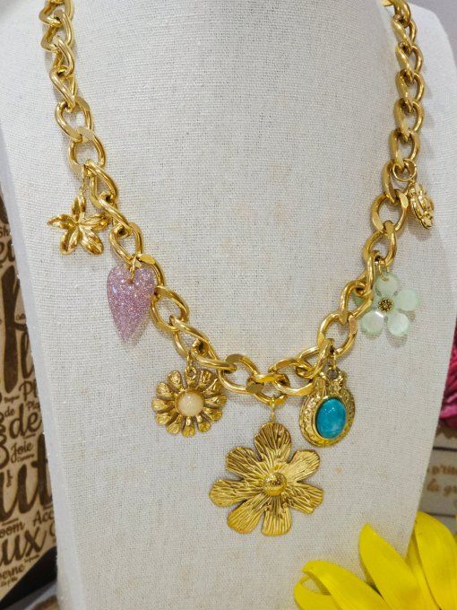 COLLIER