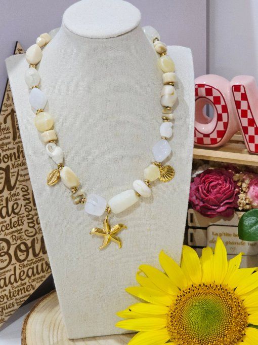 COLLIER
