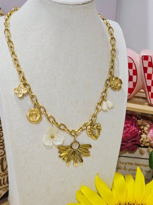 COLLIER