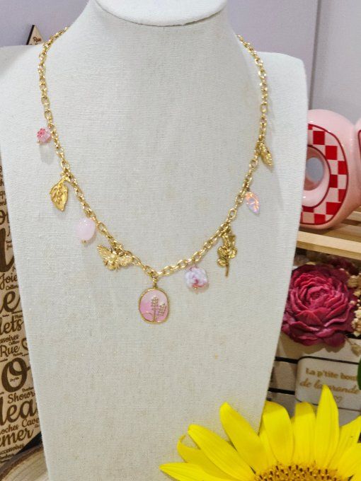 COLLIER