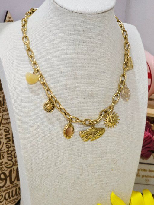 COLLIER