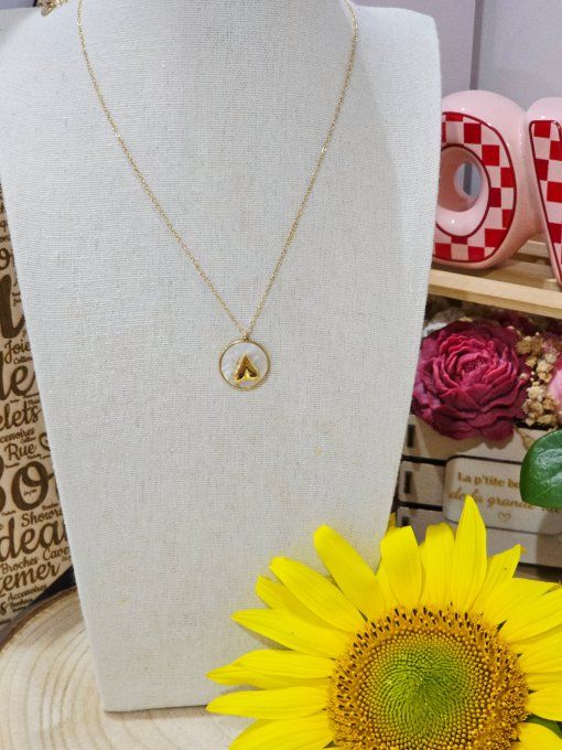 COLLIER