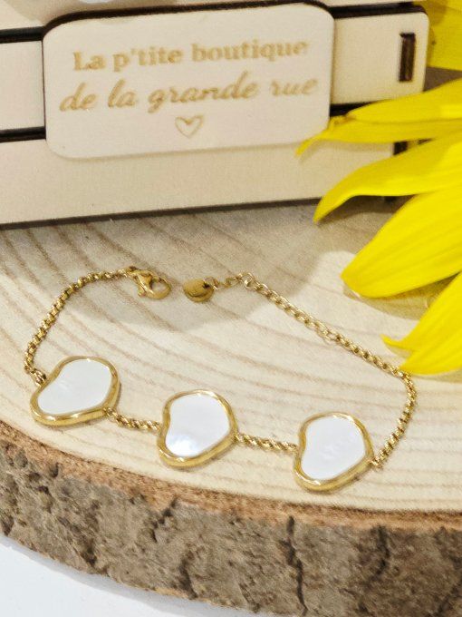 BRACELET