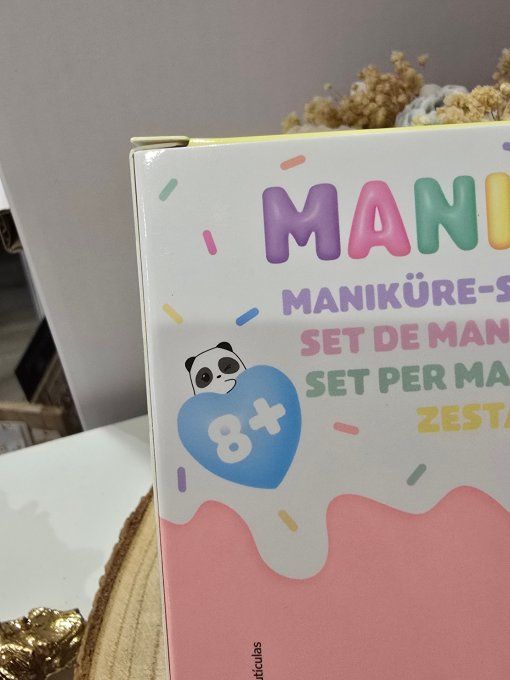 TOUSSE MANUCURE