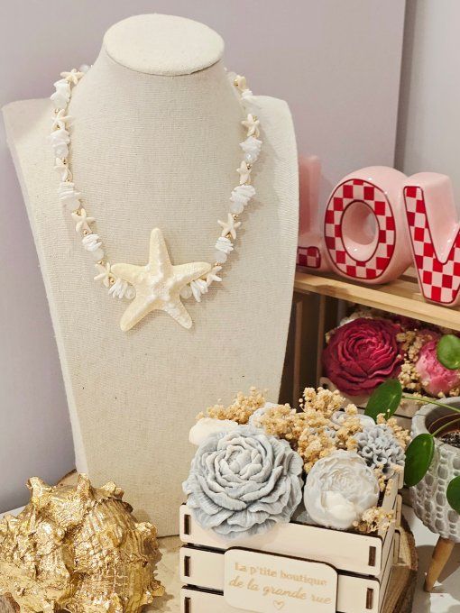 COLLIER
