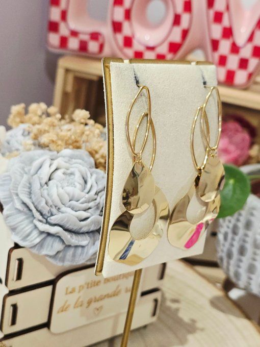 BOUCLES D'OREILLES